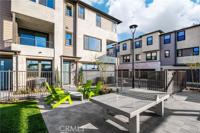 Detail Gallery Image 49 of 62 For 109 S Laxore St #306,  Anaheim,  CA 92804 - 2 Beds | 2/1 Baths