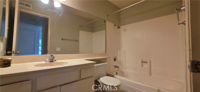Detail Gallery Image 14 of 29 For 4823 Fieldbrook Ln #24,  Cypress,  CA 90630 - 3 Beds | 2 Baths