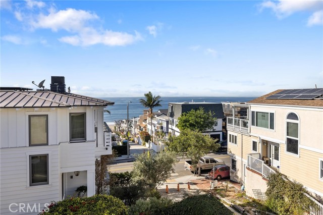 308 17th Street, Manhattan Beach, California 90266, 5 Bedrooms Bedrooms, ,5 BathroomsBathrooms,Residential,For Sale,17th,SB25007021