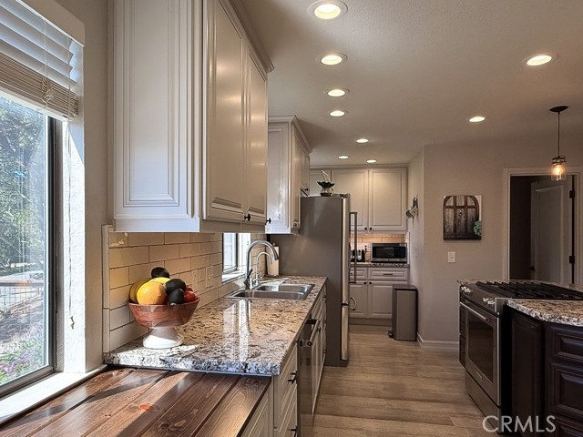 Detail Gallery Image 17 of 55 For 2298 Tipton St, Cambria,  CA 93428 - 2 Beds | 2/1 Baths