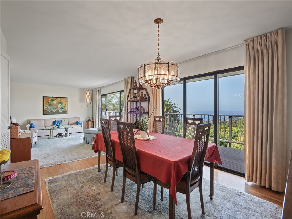 16. 2605 Via Olivera Palos Verdes Estates, CA 90274