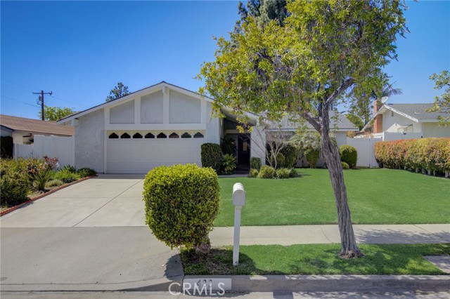 Detail Gallery Image 1 of 43 For 433 Parkrose Ave, Monrovia,  CA 91016 - 4 Beds | 2 Baths