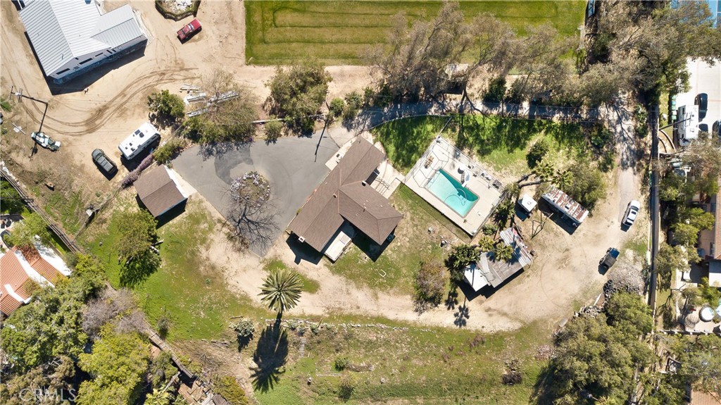 7fa117cb 6a19 4e17 9b57 E325b61121b5