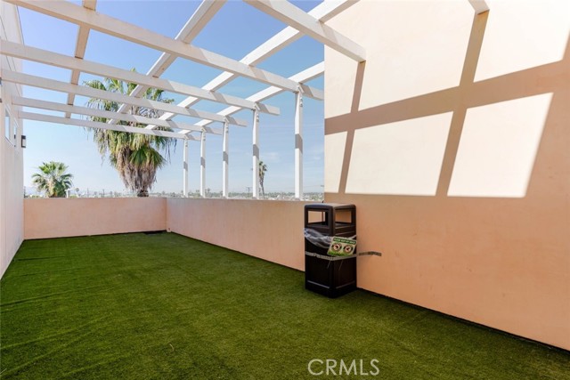 Detail Gallery Image 20 of 25 For 1598 Long Beach #401,  Long Beach,  CA 90813 - 1 Beds | 1 Baths