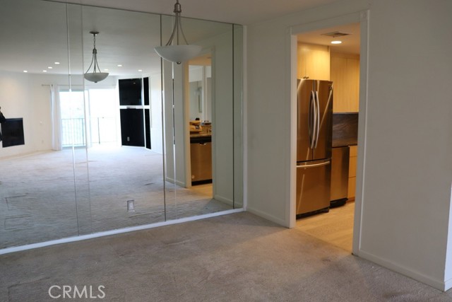 2385 Roscomare Road, Bel Air CA: https://media.crmls.org/medias/7fa2d11e-a229-4b47-b382-258ff2dbaccf.jpg