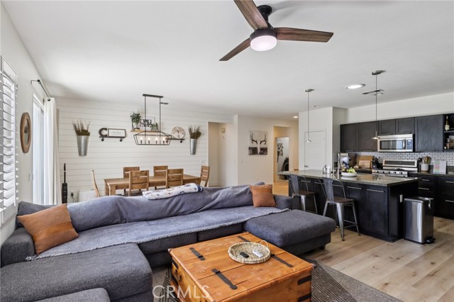 Detail Gallery Image 7 of 37 For 7136 Stockton Dr, Corona,  CA 92880 - 3 Beds | 2 Baths