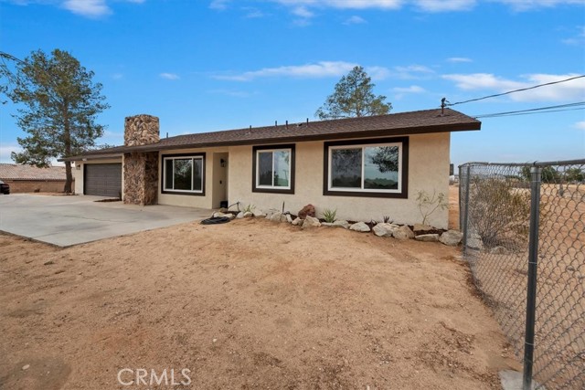 Detail Gallery Image 7 of 41 For 15637 Topango Rd, Victorville,  CA 92394 - 3 Beds | 2 Baths