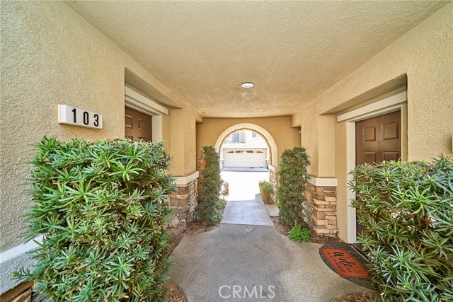 7353 Ellena W, Rancho Cucamonga CA: https://media.crmls.org/medias/7fa3c7a6-e96c-4391-ac93-0b5a213dee45.jpg