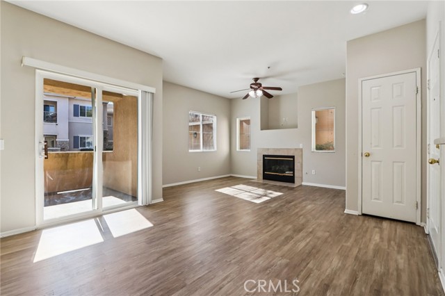 Detail Gallery Image 6 of 27 For 26368 Arboretum Way #3201,  Murrieta,  CA 92563 - 2 Beds | 2 Baths