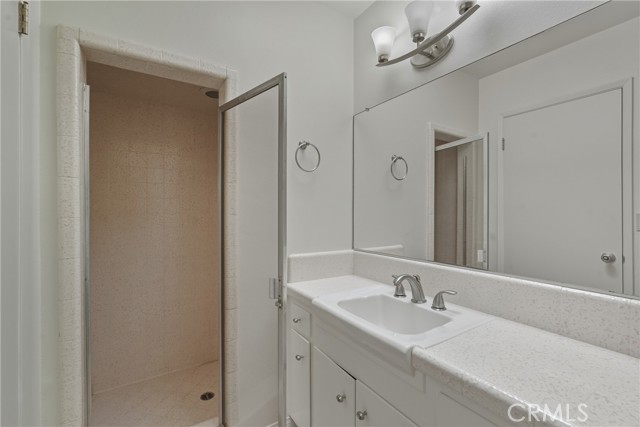 Detail Gallery Image 19 of 29 For 3737 E 2nd St #301,  Long Beach,  CA 90803 - 3 Beds | 2 Baths