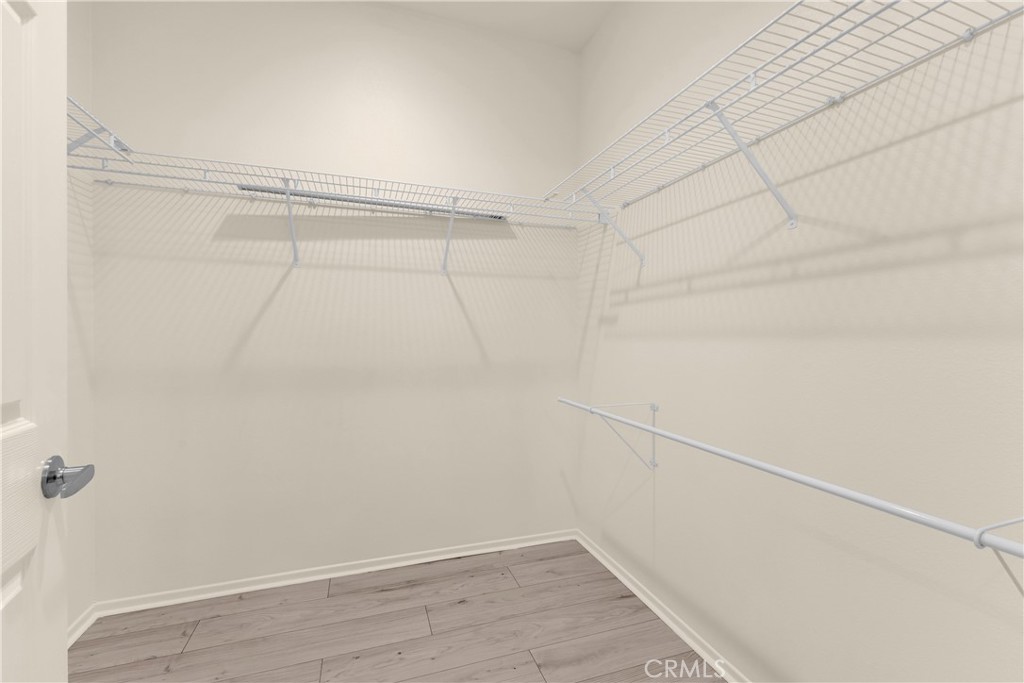https://media.crmls.org/medias/7fa60626-37cc-489b-95f9-ab91b5cd08ee.jpg?preset=X-Large