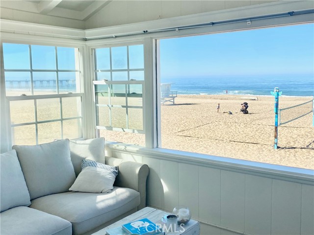 Detail Gallery Image 2 of 26 For 1614 the Strand, Hermosa Beach,  CA 90254 - 4 Beds | 4 Baths