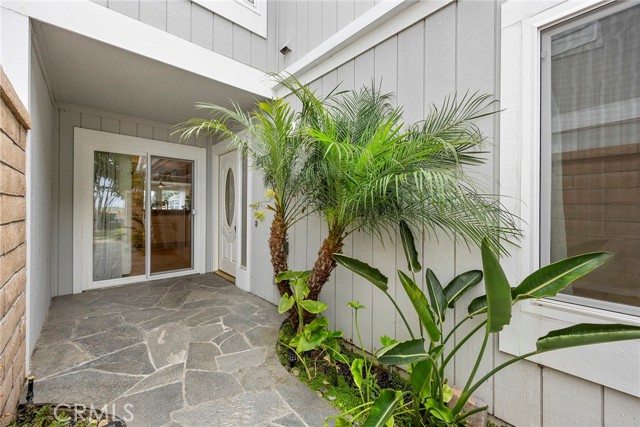 Detail Gallery Image 8 of 59 For 3742 Montego Dr, Huntington Beach,  CA 92649 - 3 Beds | 3 Baths