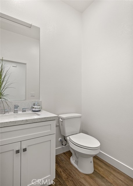 Detail Gallery Image 12 of 17 For 1758 Manuel Ave, Torrance,  CA 90501 - 2 Beds | 2/1 Baths