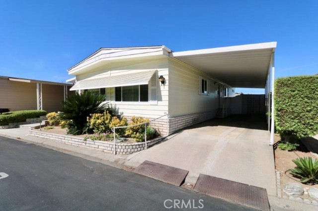 Detail Gallery Image 3 of 49 For 3659 Lake Grove Dr #38,  Yorba Linda,  CA 92886 - 2 Beds | 2 Baths