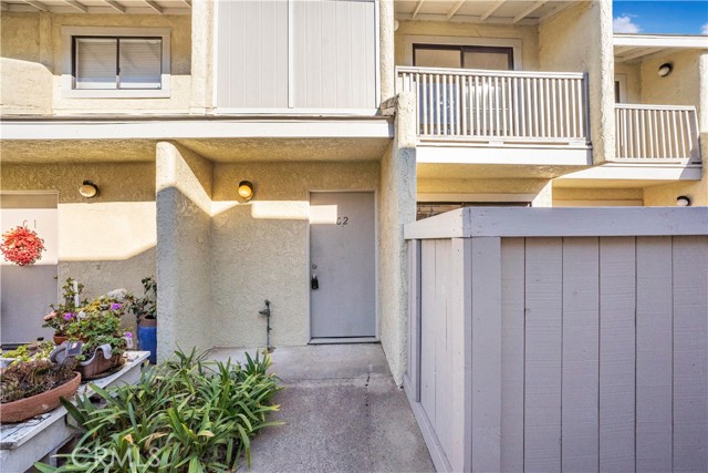 Detail Gallery Image 1 of 22 For 1315 W Cypress Ave #C2,  Lompoc,  CA 93436 - 2 Beds | 1/1 Baths