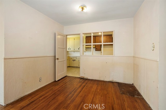 2729 N Studebaker Road, Long Beach CA: https://media.crmls.org/medias/7fa7984b-58f8-4d40-9974-8974feed1bce.jpg