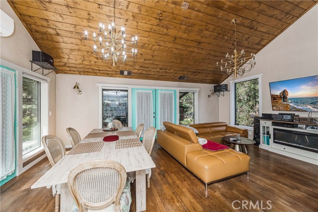 Detail Gallery Image 11 of 53 For 37751 Foxfield Rd, Angelus Oaks,  CA 92305 - 2 Beds | 2 Baths