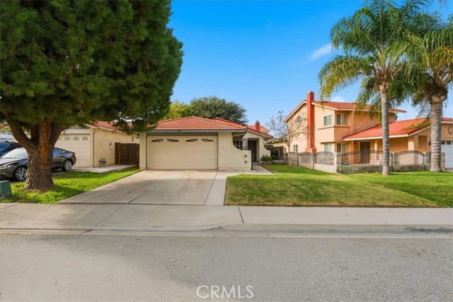 Detail Gallery Image 3 of 19 For 779 Atchison, Colton,  CA 92324 - 3 Beds | 2 Baths