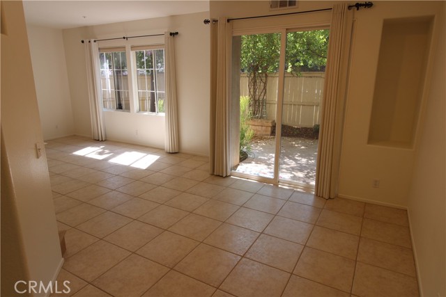 Detail Gallery Image 3 of 55 For 145 Islington, Irvine,  CA 92620 - 3 Beds | 2/1 Baths