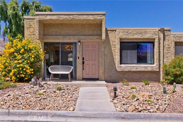 Detail Gallery Image 2 of 53 For 2263 Los Patos Dr, Palm Springs,  CA 92264 - 2 Beds | 2 Baths