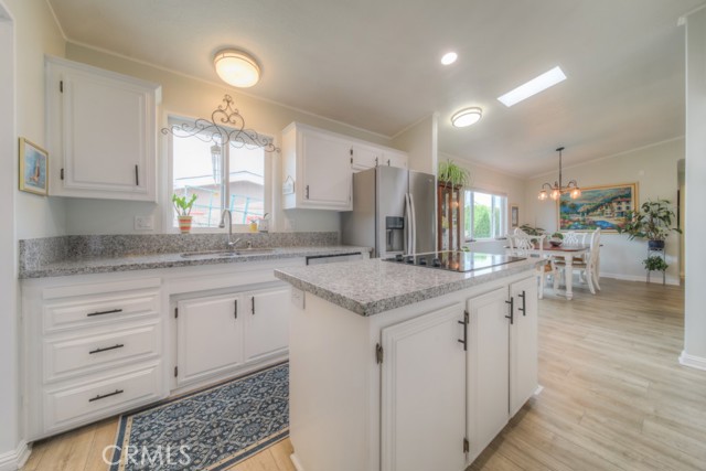 Detail Gallery Image 21 of 74 For 1473 Salem Ct, Oceanside,  CA 92057 - 4 Beds | 4 Baths
