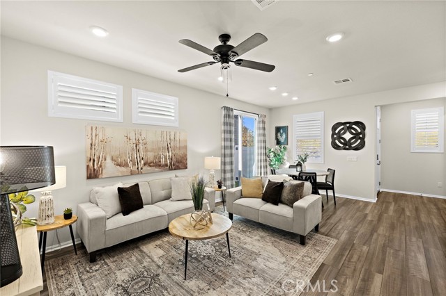 Detail Gallery Image 6 of 28 For 1141 Brush Creek, Rancho Mission Viejo,  CA 92694 - 3 Beds | 2/1 Baths