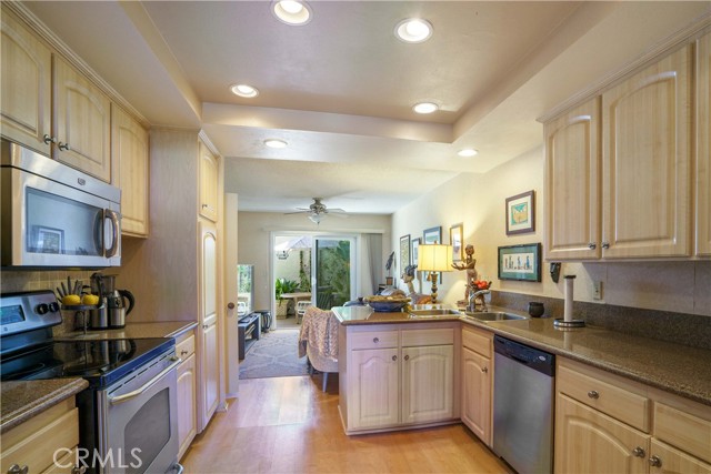30 Cresta Verde Drive, Rolling Hills Estates, California 90274, 3 Bedrooms Bedrooms, ,3 BathroomsBathrooms,Residential,Sold,Cresta Verde,SB21173392