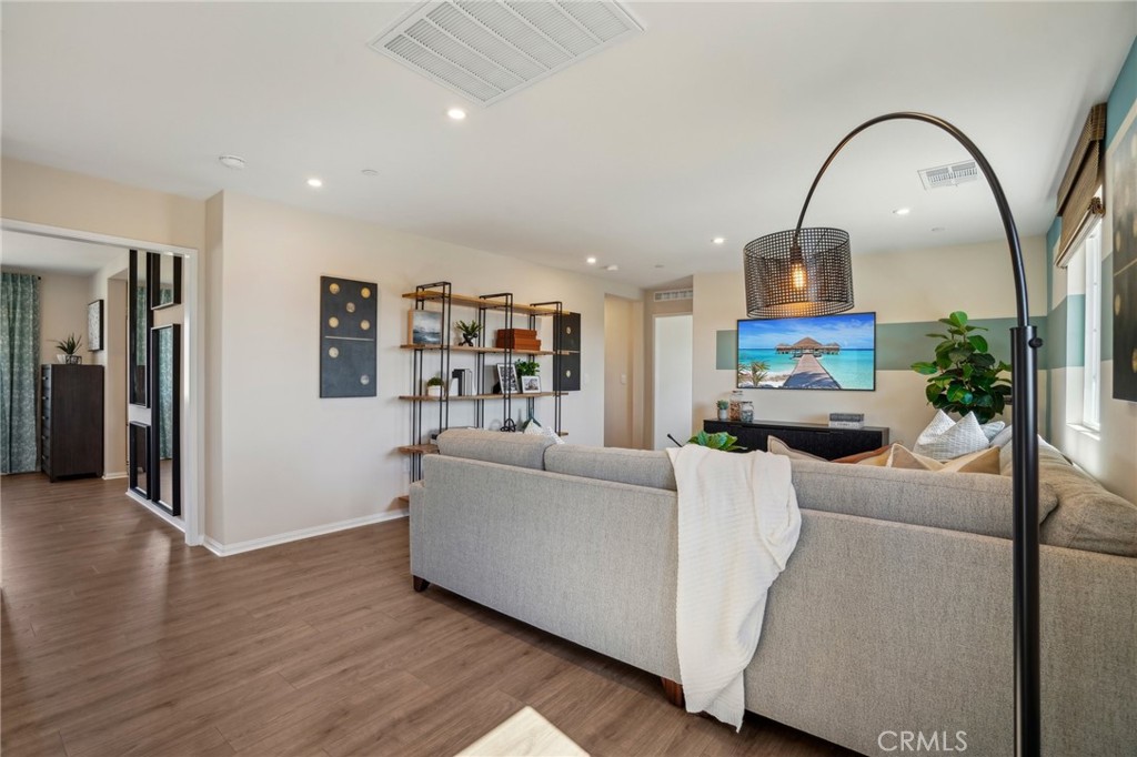 MLS #SW25280525 image #4