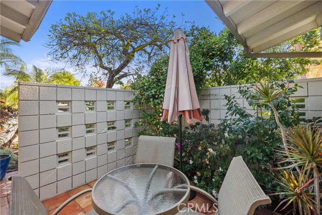 Detail Gallery Image 29 of 43 For 93 Calle Aragon #D,  Laguna Woods,  CA 92637 - 2 Beds | 1 Baths