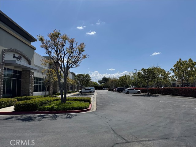 1115 S Grove Avenue, Ontario, California 91761, ,Commercial Lease,For Rent,1115 S Grove Avenue,CRTR25046526