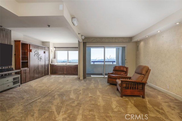 Detail Gallery Image 2 of 42 For 525 E Seaside Way #807,  Long Beach,  CA 90802 - 2 Beds | 1/1 Baths