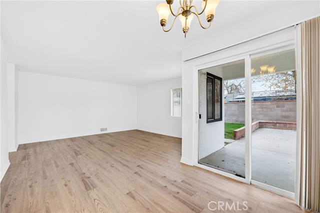 Detail Gallery Image 9 of 36 For 1329 Indian Sage, Lancaster,  CA 93534 - 3 Beds | 2 Baths