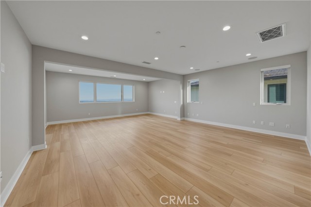 Image 18 of 42 For 11800 Hillsborough