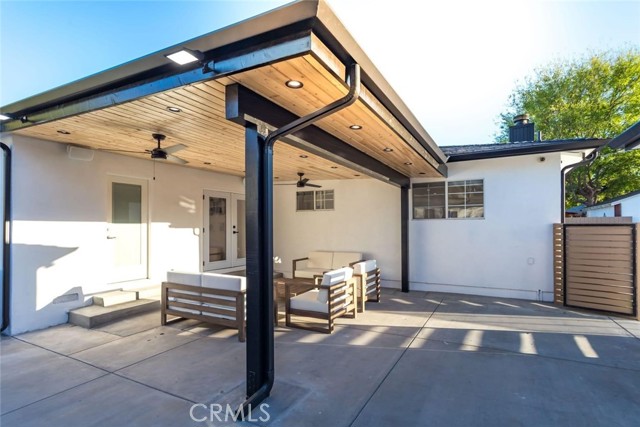 5519 Simpson Avenue, Valley Village CA: https://media.crmls.org/medias/7fb01d0c-b693-47fe-b264-a49bfc7fd107.jpg