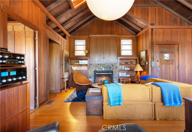 Detail Gallery Image 14 of 23 For 310 Hawthorne Rd, Laguna Beach,  CA 92651 - 1 Beds | 1 Baths