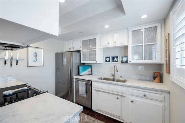 640 Manhattan Beach Boulevard, Manhattan Beach, California 90266, 2 Bedrooms Bedrooms, ,2 BathroomsBathrooms,Residential,Sold,Manhattan Beach,SB23142644