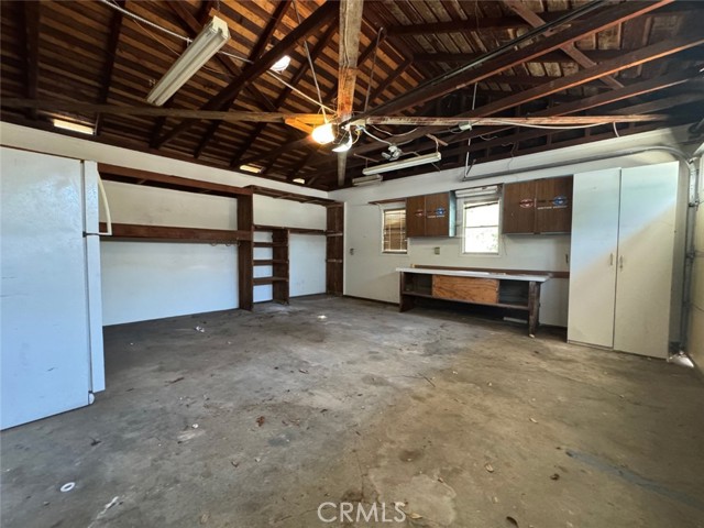 2 Car Detached Garage