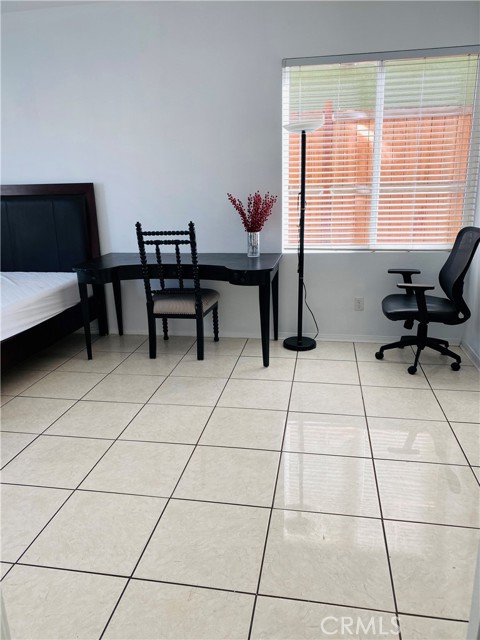 22421 Hawthorn Avenue, Moreno Valley CA: https://media.crmls.org/medias/7fb17cc5-bb36-4b49-af14-1a4474fe276b.jpg
