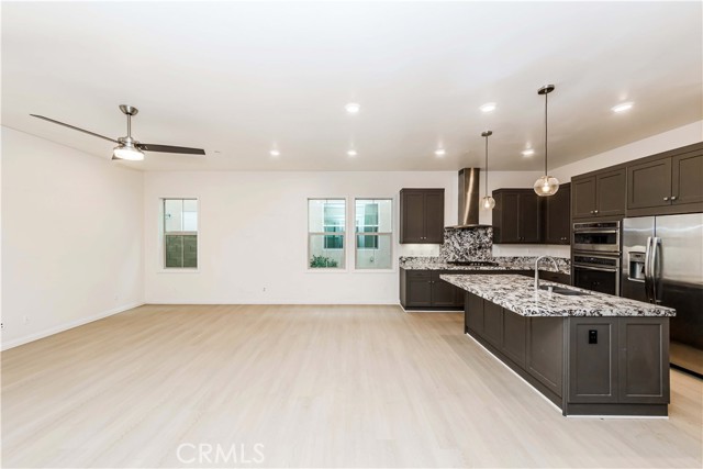 Detail Gallery Image 34 of 38 For 191 Frame, Irvine,  CA 92618 - 3 Beds | 2 Baths