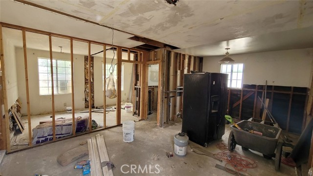 Detail Gallery Image 14 of 23 For 10349 E Avenue T, Littlerock,  CA 93543 - 4 Beds | 3 Baths