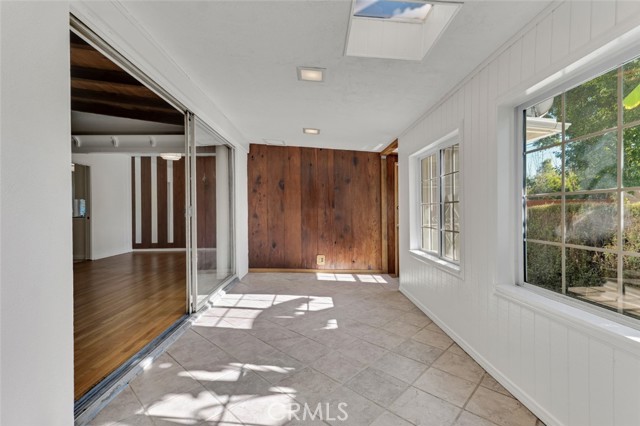 Detail Gallery Image 14 of 37 For 15930 Tuba St, North Hills,  CA 91343 - 3 Beds | 2 Baths