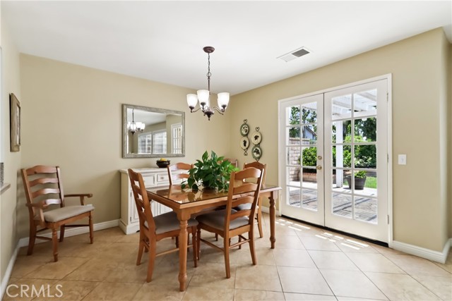 Detail Gallery Image 10 of 66 For 1124 N Holt Dr, Placentia,  CA 92870 - 4 Beds | 2/1 Baths