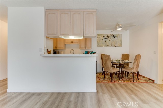 2411 Prospect, Hermosa Beach, California 90254, 2 Bedrooms Bedrooms, ,2 BathroomsBathrooms,Residential,Sold,Prospect,SB22154319