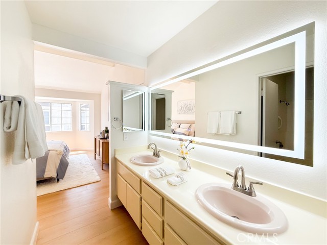 20725 E Crest Ln, Walnut CA: https://media.crmls.org/medias/7fb54c0a-0048-4b8f-8903-812bddbfe3ad.jpg