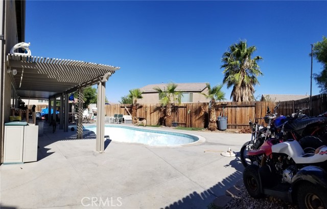 Detail Gallery Image 35 of 64 For 13573 Ladrillo Way, Victorville,  CA 92392 - 5 Beds | 4 Baths