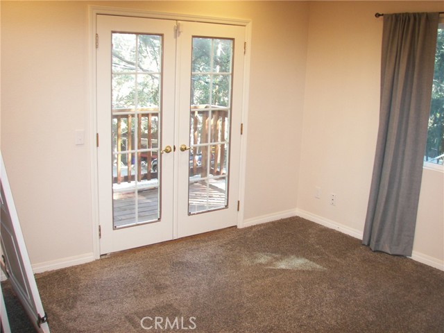 24977 Crest Forest Drive, Crestline CA: https://media.crmls.org/medias/7fb57434-fa3c-41c2-96e6-b5b942184e1c.jpg