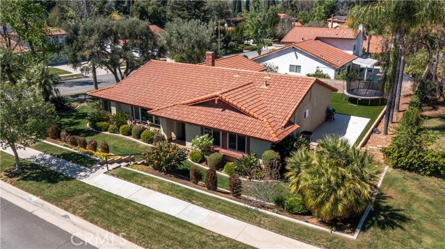 Detail Gallery Image 3 of 42 For 1330 Candela St, Redlands,  CA 92373 - 3 Beds | 2 Baths