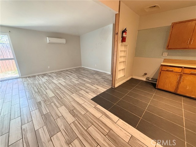 Detail Gallery Image 5 of 18 For 643 W Ramona, Rialto,  CA 92376 - 3 Beds | 1 Baths