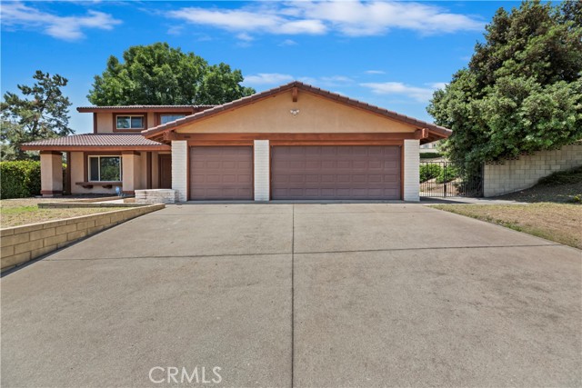 Detail Gallery Image 8 of 64 For 6164 Amberwood Dr, Rancho Cucamonga,  CA 91701 - 4 Beds | 2/1 Baths